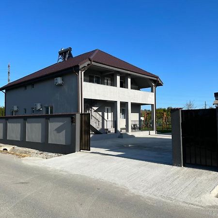 Vila Palade Corbu  Buitenkant foto