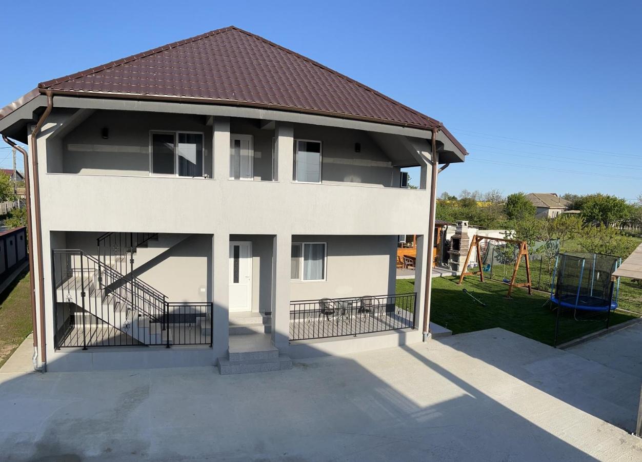 Vila Palade Corbu  Buitenkant foto